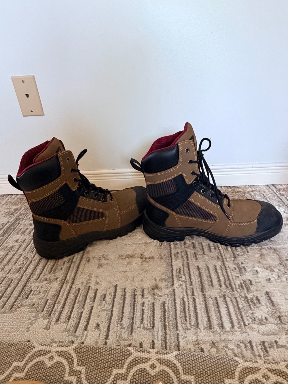 Kodiak Men’s Tan and Black Work Boots with Maroon Lining